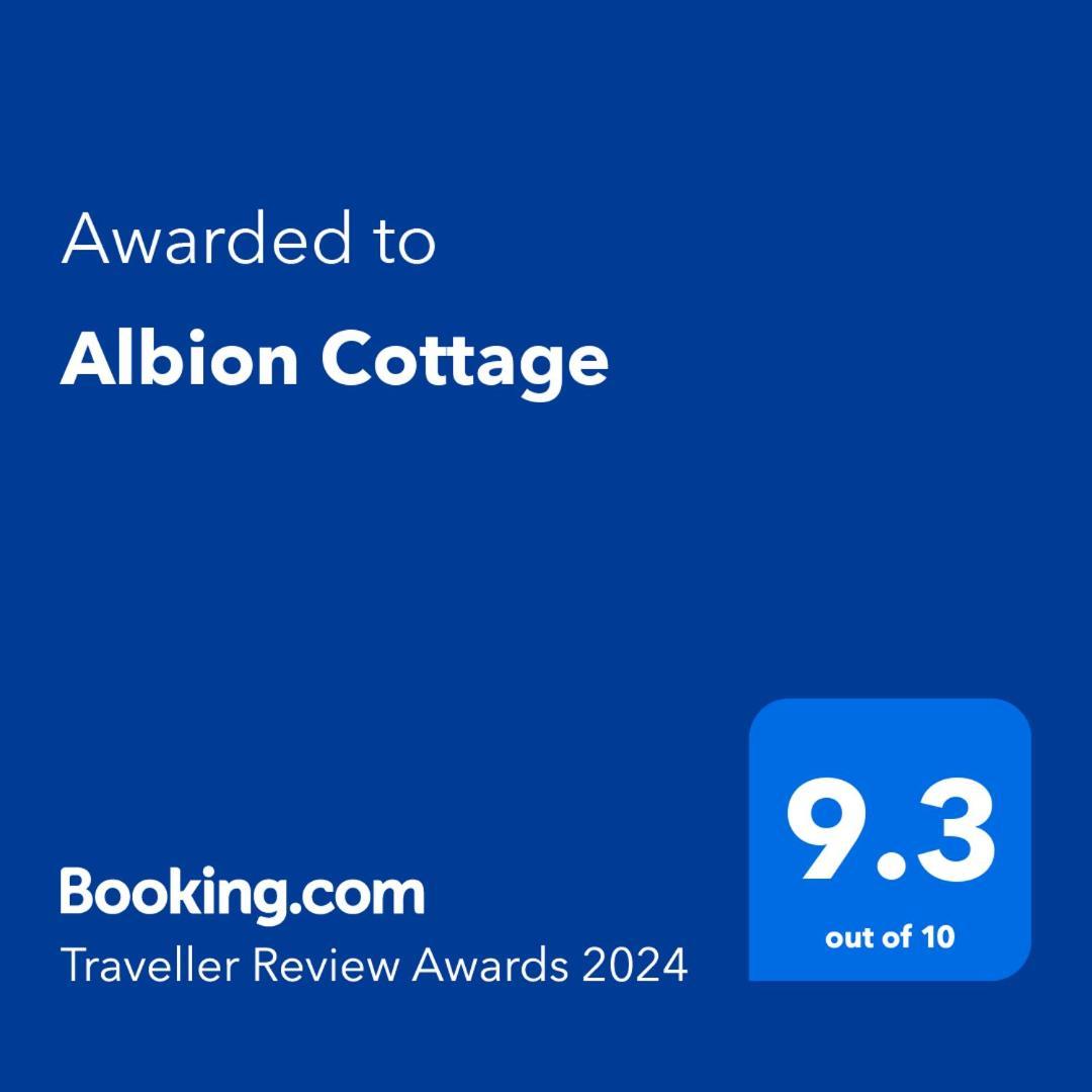 Albion Cottage 휫비 외부 사진